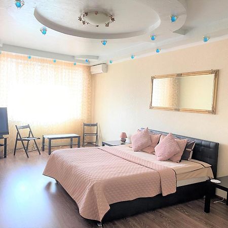 Luxcityapart On Olievskaya Kiev Luaran gambar